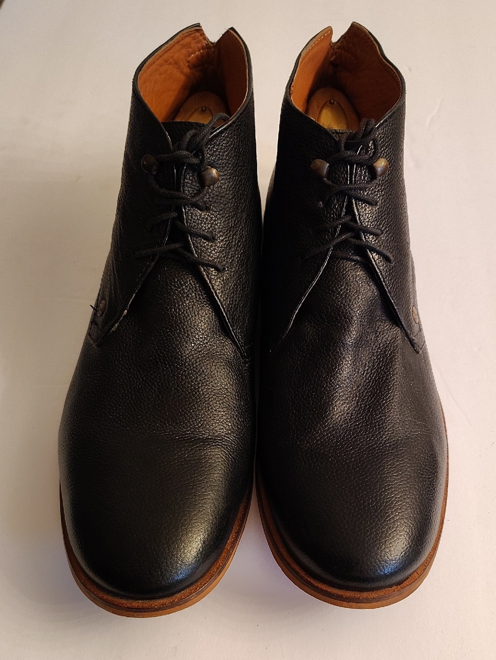 Men's Black Leather Chukka Boots with Tan Sole